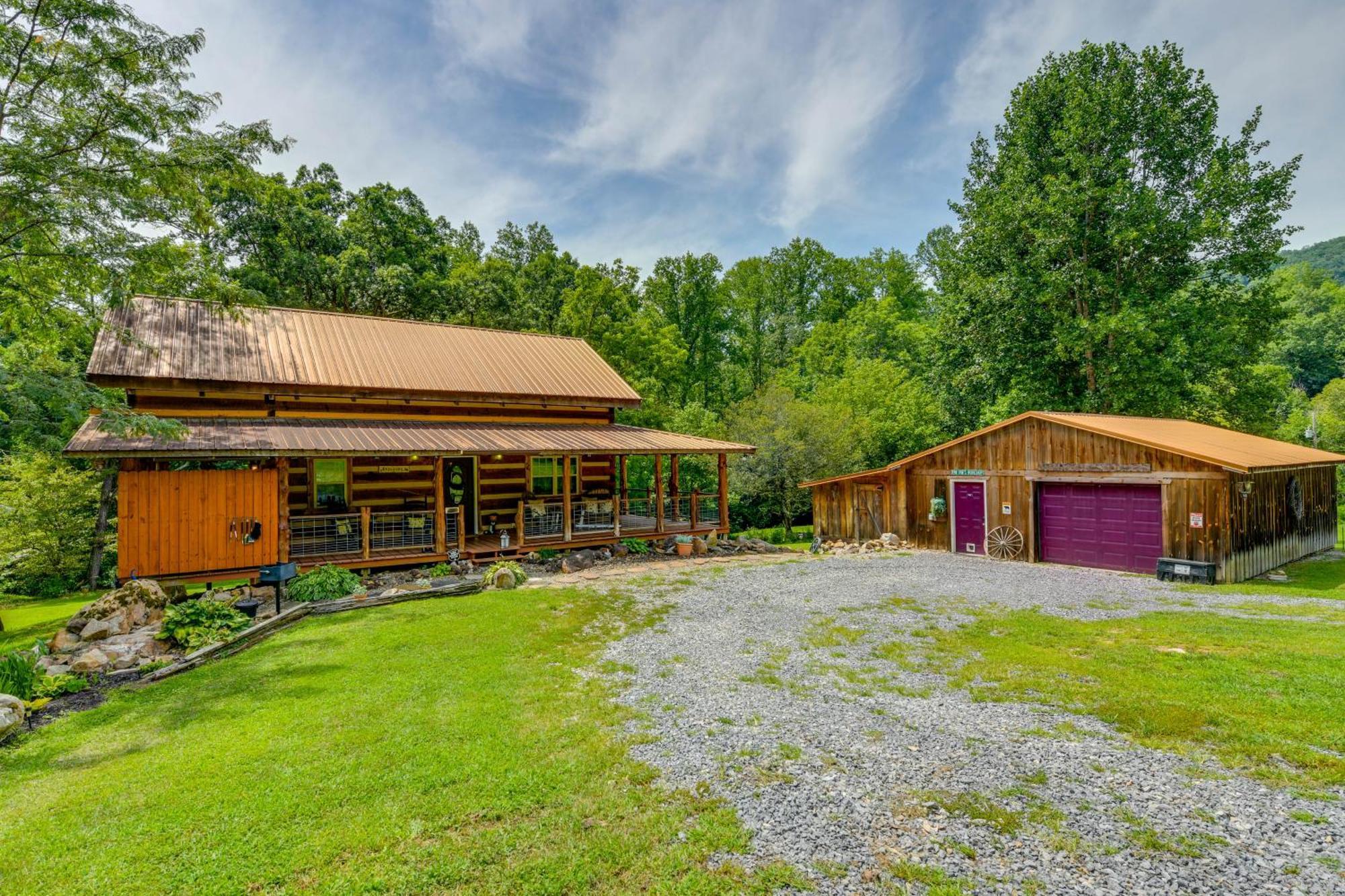 Stunning Creekside Cosby Cabin With Deck And Fire Pit! Villa Exterior photo