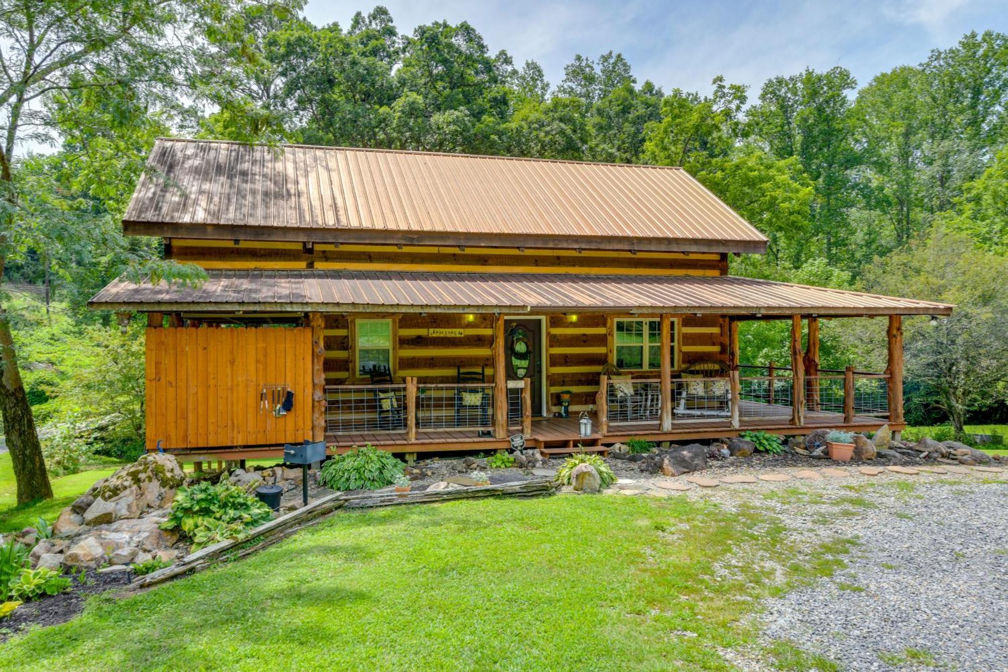 Stunning Creekside Cosby Cabin With Deck And Fire Pit! Villa Exterior photo